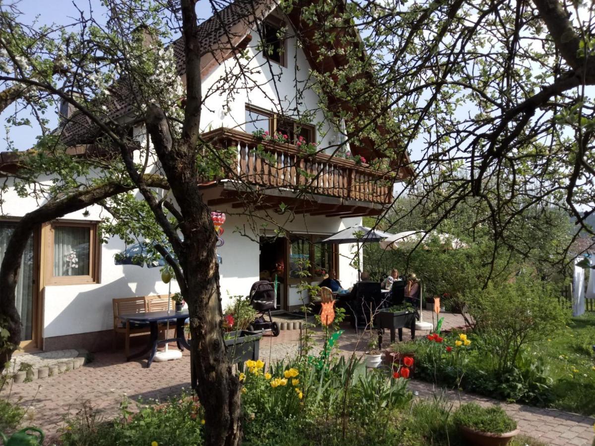 Ferienwohnung Beate Engelhardt Kleinern Exterior foto